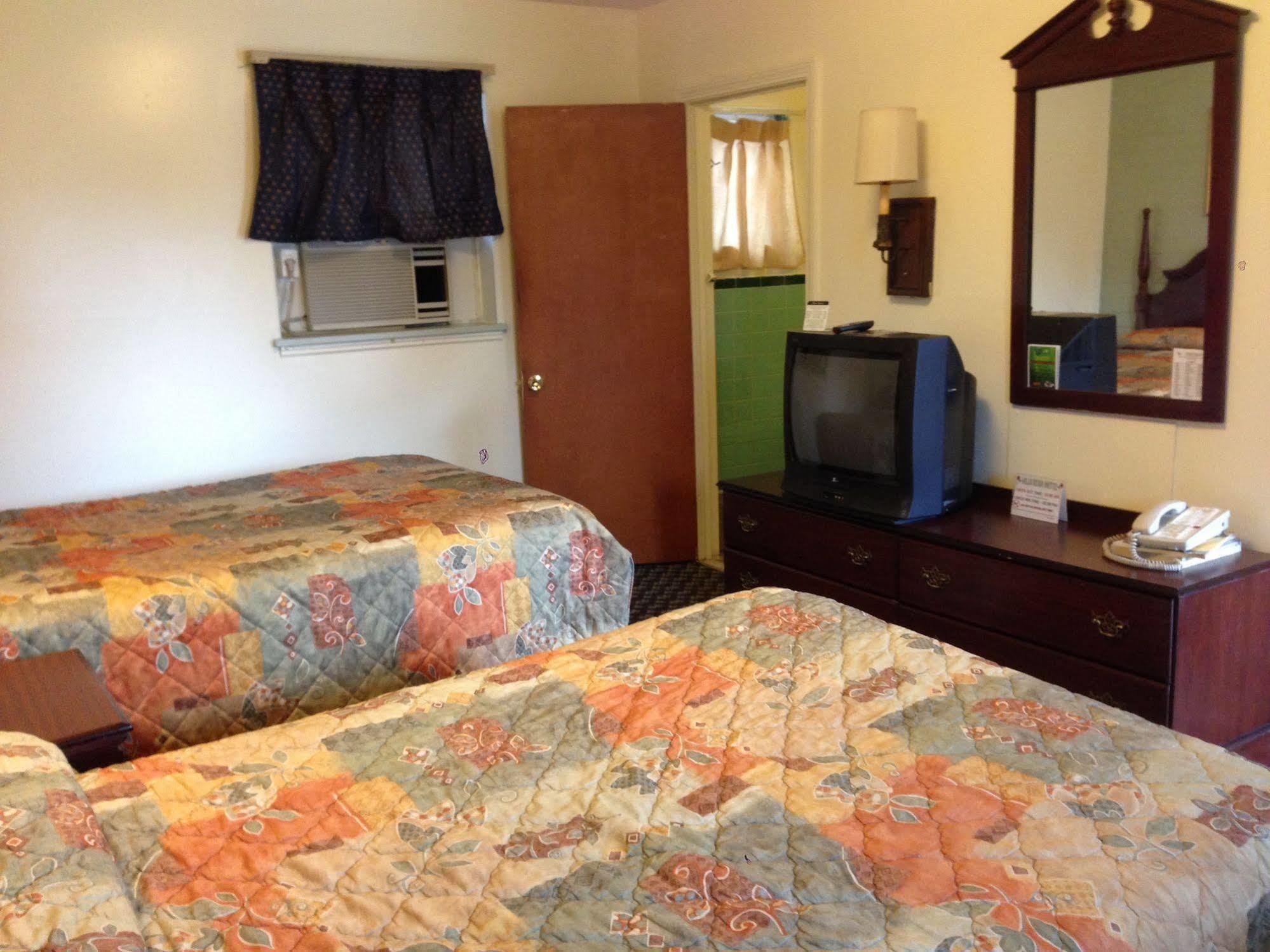 Villa Rosa Motel Painesville Esterno foto
